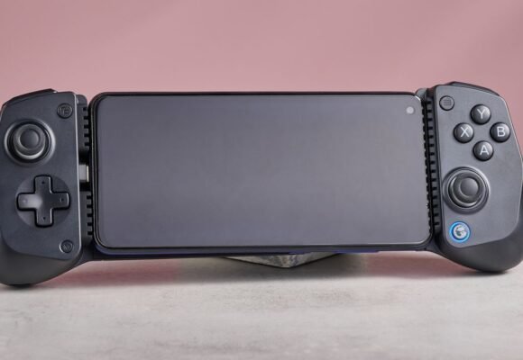 ‘There’s no better mobile controller at this price point’: I was blown away by the performance of the GameSir X5 Lite — but I hope it fits your hands