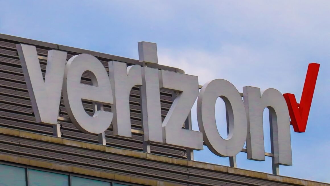New Verizon Shine loyalty program will give you perks for sticking with the network