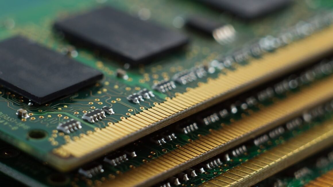 SSD expert shares some worrying truths about Chinese chip makers — and I think this could be more bad news for the RAM crisis