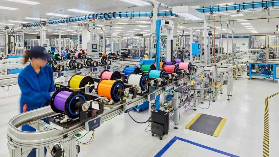 Amazon signs multibillion-dollar Corning deal to build the next generation of fiber optic cables for data centers
